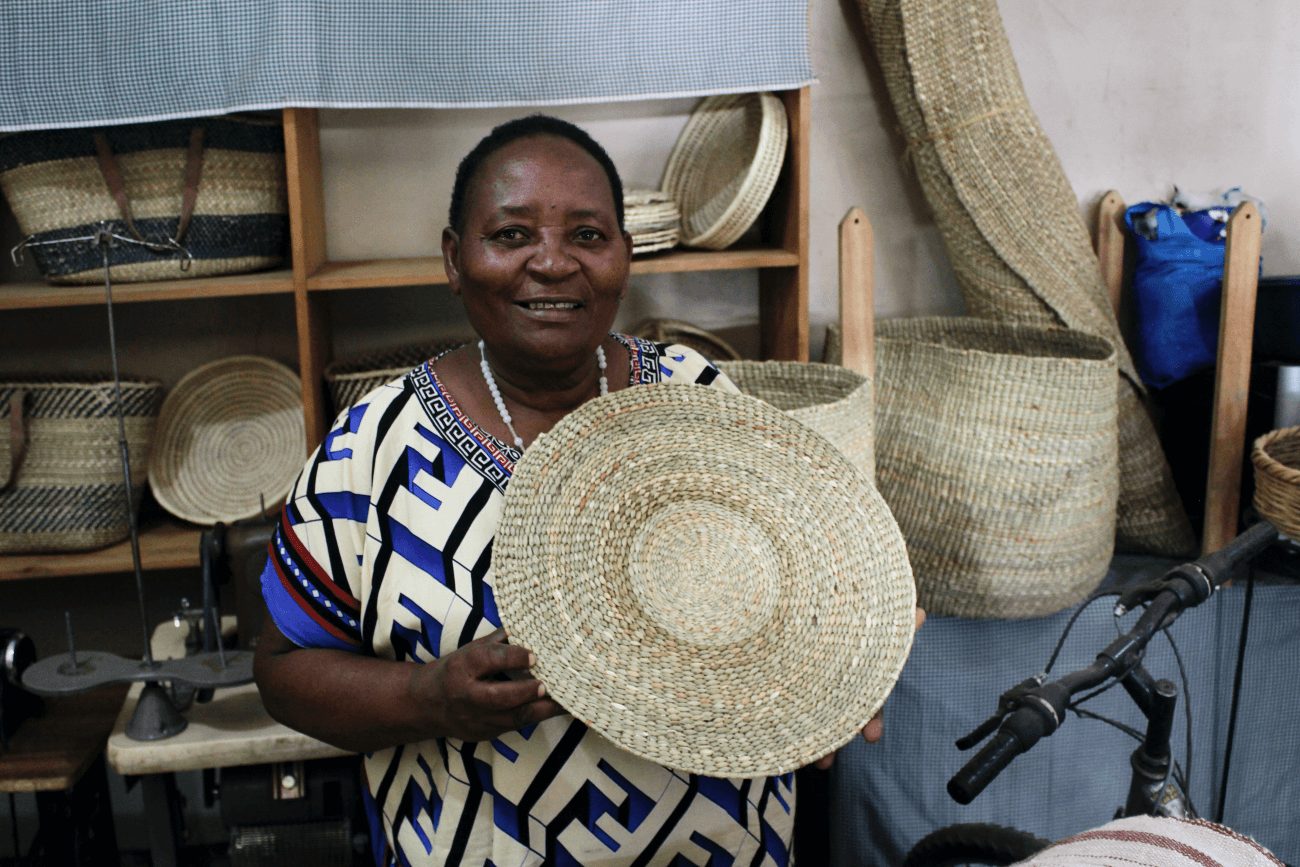 Joyce Weaving Project volunteering Tanzania