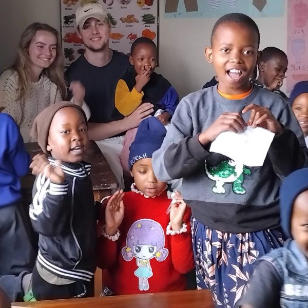 Teach kids in Tanzania in Africa