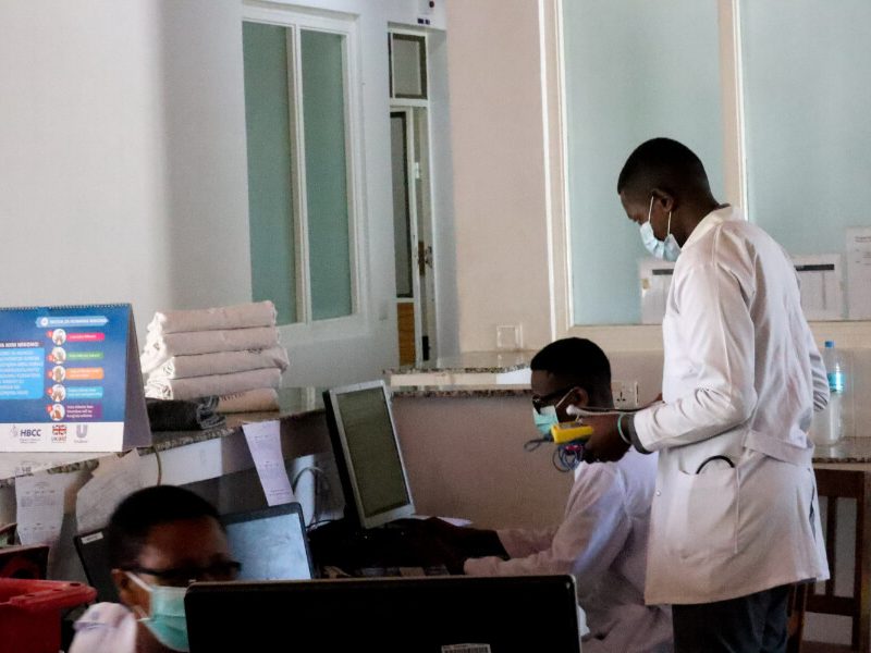 Volunteer in a medical hospital in Tanzania